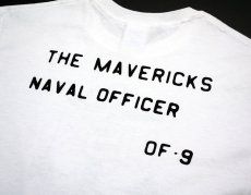画像4: 米海軍「USN錨マーク」モデル「THE MAVERICKS」ミリタリーＴシャツ・白 (4)