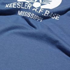 画像9: アウトレット品 ミリタリー 長袖 ロング Tシャツ USAF エアフォース THE MAVERICKS 青 ブルー XL (9)