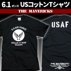 画像1: USAFエアフォース・「THE MAVERICKS」ミリタリーＴシャツ・黒 (1)