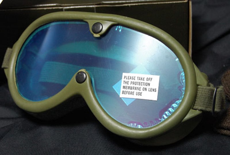 画像1: 米軍 ダスト ゴーグル ビンテージ ミリタリー レンズ2枚付属 ROTHCO 社製 ロスコ 新品/オリーブ